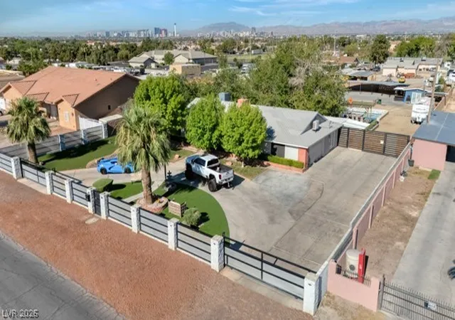 Photo 3 of Single family home for sale at 2295 N Gateway Rd, Las Vegas, NV 89115 | MLS# 2797813 | Listing updated on 2026-07-23