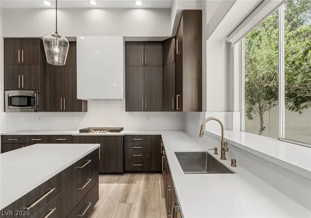 2nd image of 801 Aquitaine Ct, Las Vegas, NV 89145 | MLS# 2797898