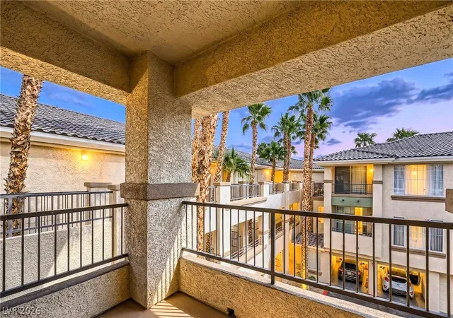 Listing Photo 4 - Condo for sale in building located at 7151 S Durango Dr, Las Vegas, NV 89113 - Unit #312