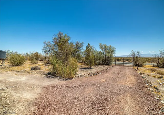 Photo 4 of Manufactured home for sale at 1782 S Charity Ln, Amargosa Valley, NV 89020 | MLS# 2798485 | Listing updated on 2026-09-25
