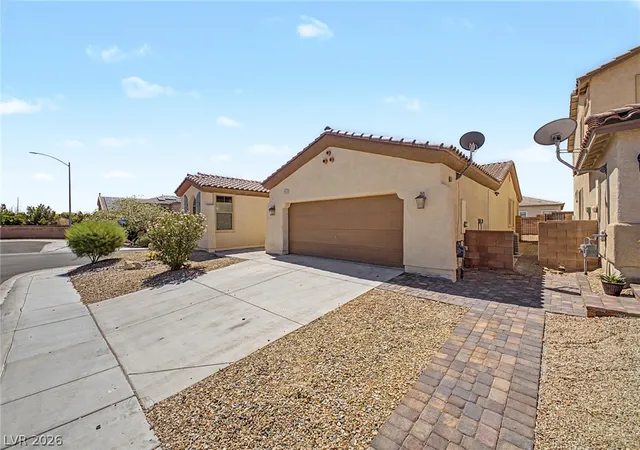 3rd image of 2013 Alamo Heights Ave, North Las Vegas, NV 89031 | MLS# 2798534