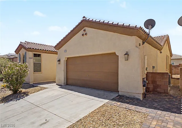 4th image of 2013 Alamo Heights Ave, North Las Vegas, NV 89031 | MLS# 2798534