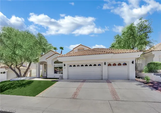 Photo 3 of Single family home for sale at 8121 Sunset Cvs Dr, Las Vegas, NV 89128 | MLS# 2798645 | Listing updated on 2026-09-01