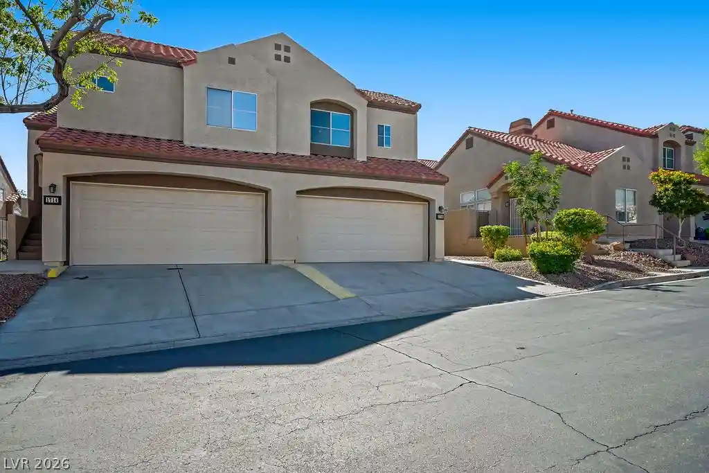 Townhouse for sale at 1716 Comstock Dr, Henderson, NV 89014 | MLS# 2798647