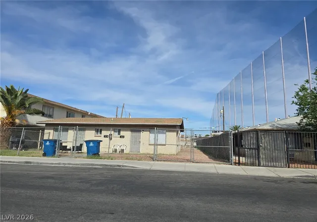 2nd image of 1713 Fairfield Ave, Las Vegas, NV 89102 | MLS# 2798368