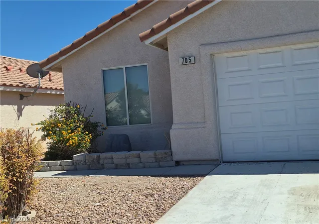 3rd image of 705 W Alecandro Daniel Ave, North Las Vegas, NV 89031 | MLS# 2798967