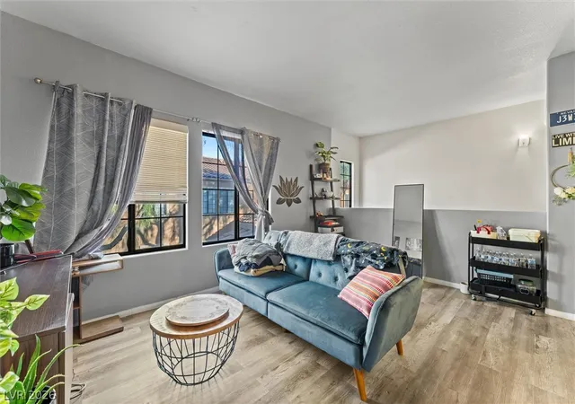 Listing Photo 4 - Condo for sale in building located at 2041 Hussium Hls St, Las Vegas, NV 89108 - Unit #207