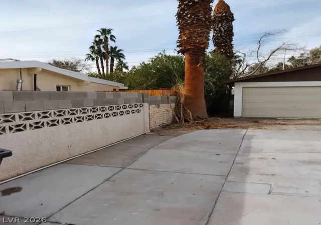 Photo 3 of Single family home for sale at 1413 Bryn Mawr Ave, Las Vegas, NV 89102 | MLS# 2798574 | Listing updated on 2026-07-10