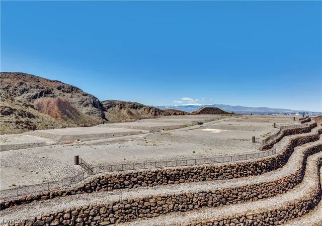 Photo 1 of Land for sale at 14 Highcrest Ct, Henderson, NV 89012 | MLS# 2796040 | Listing updated on 2026-07-30