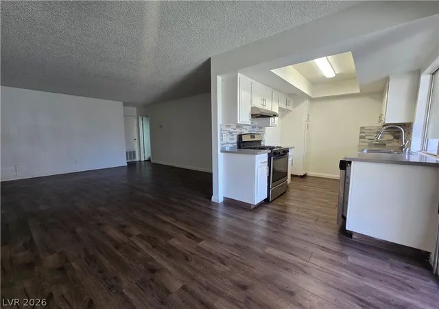 Photo 2 of Condo for sale at 1405 Vegas Valley Dr #91, Las Vegas, NV 89169 | MLS# 2799179 | Listing updated on 2026-08-02