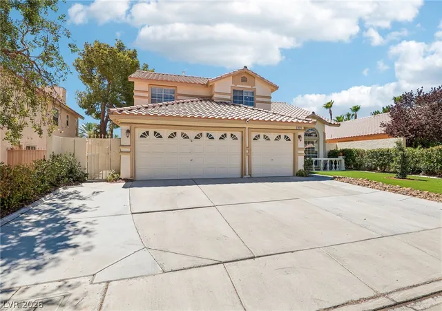 Photo 2 of Single family home for sale at 1923 Coralino Dr, Henderson, NV 89074 | MLS# 2799219 | Listing updated on 2026-08-04