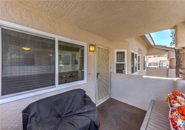 Listing Photo 4 - Condo for sale in building located at 925 Rockview Dr, Las Vegas, NV 89128 - Unit #202
