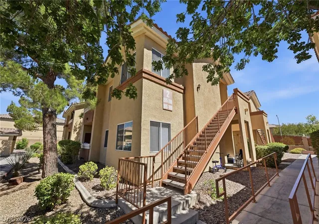 1st image of 1050 E Cactus Ave, Las Vegas, NV 89183