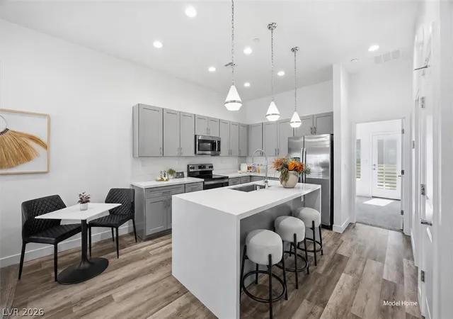 Photo 3 of Townhouse for sale at 1124 Prospering Crk St, Las Vegas, NV 89135 | MLS# 2786329 | Listing updated on 2026-08-28