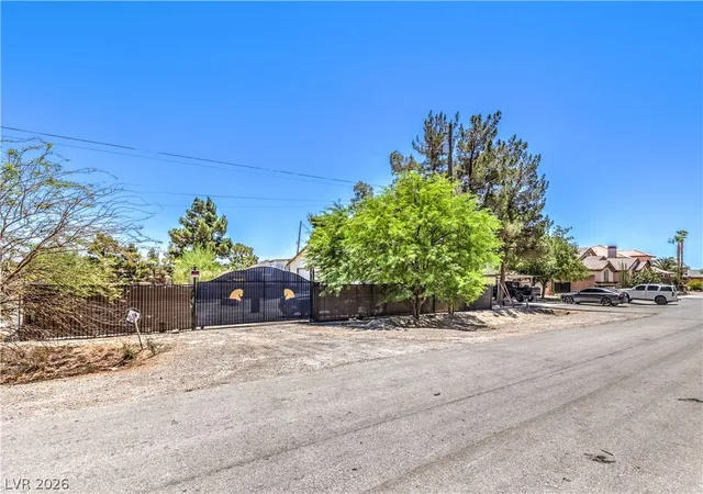 39th image of 4714 N Kenny Wy, North Las Vegas, NV 89031 | MLS# 2799428