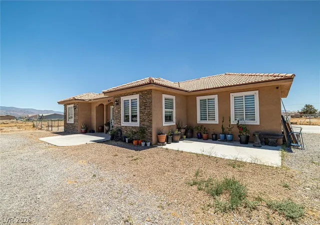 Photo 3 of Single family home for sale at 2671 E Hacienda St, Pahrump, NV 89048 | MLS# 2799483 | Listing updated on 2026-08-02