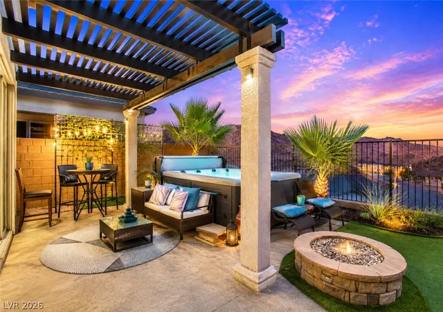Photo 3 of Single family home for sale at 44 Moon Hl Dr, Henderson, NV 89011 | MLS# 2799572 | Listing updated on 2026-07-27