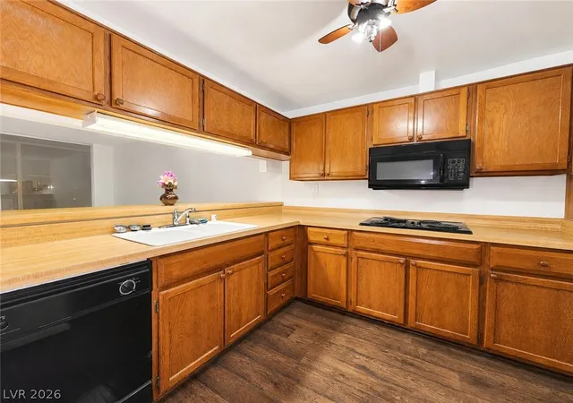 2nd image of 750 S Royal Crest Cir #323, Las Vegas, NV 89169 | MLS# 2798903
