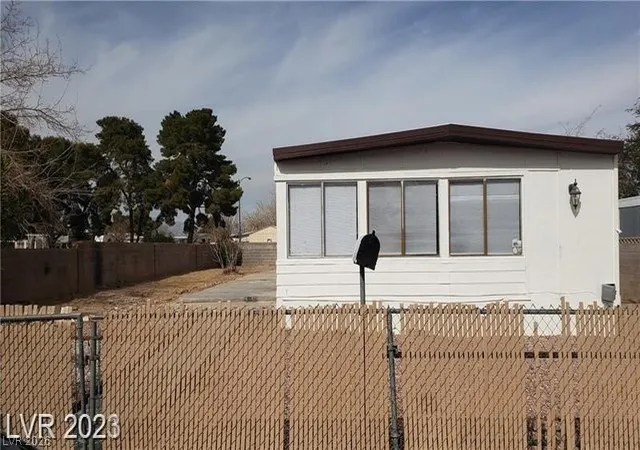 Manufactured home for sale at 5556 Everglade St, Las Vegas, NV 89142 | MLS# 2799294
