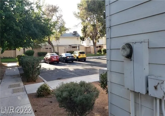 Photo 2 of Townhouse for sale at 4770 Topaz St #79, Las Vegas, NV 89121 | MLS# 2799310 | Listing updated on 2026-07-13