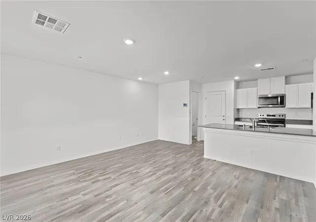 Photo 3 of Townhouse for sale at 6113 Musas Garden St, North Las Vegas, NV 89081 | MLS# 2798977 | Listing updated on 2026-08-18