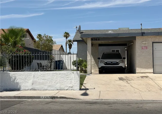 Townhouse for sale at 4562 Via San Rafael, Las Vegas, NV 89103 | MLS# 2798174