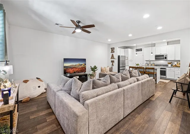 Photo 3 of Townhouse for sale at 89 Alamere Fls Dr, Las Vegas, NV 89138 | MLS# 2799072 | Listing updated on 2026-07-14