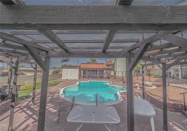 Homes for sale in Las Vegas, NV | 1370 Vegas Valley Dr #43, Las Vegas, NV 89169 | MLS# 2799747