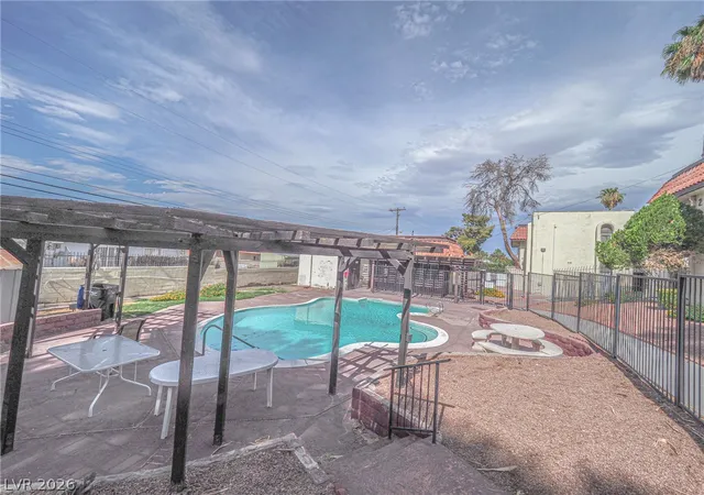 Homes for sale in Las Vegas, NV | 1370 Vegas Valley Dr #43, Las Vegas, NV 89169 | MLS# 2799747