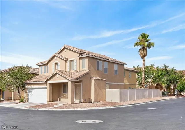 Photo 3 of Sale Pending at 552 Albacate St, Henderson, NV 89015 | MLS# 2799602 | Listing updated on 2026-08-21