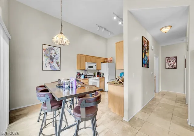 Listing Photo 5 - Condo for sale in building located at 3360 Cactus Shadow St, Las Vegas, NV 89129 - Unit #201