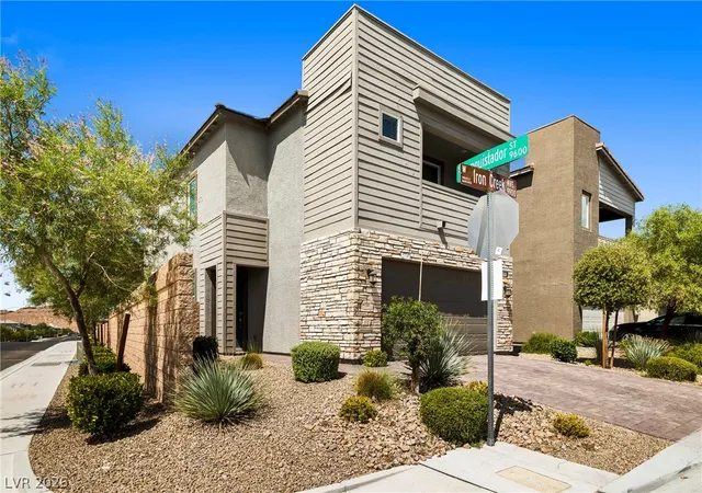 Photo 2 of Single family home for sale at 9996 Iron Crk Ave, Las Vegas, NV 89178 | MLS# 2799682 | Listing updated on 2026-08-06