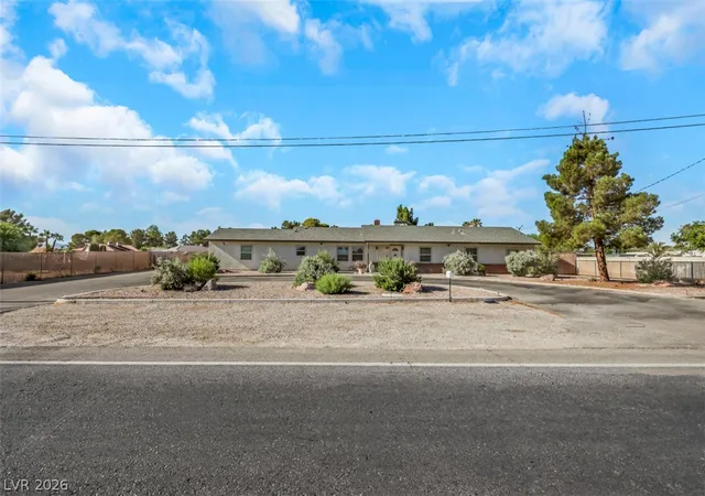 Photo 3 of Single family home for sale at 2715 E Hacienda Ave, Las Vegas, NV 89120 | MLS# 2799674 | Listing updated on 2026-07-14