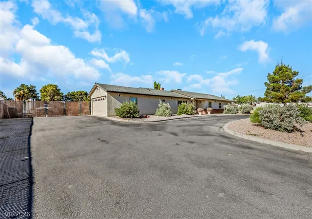 Photo 4 of Single family home for sale at 2715 E Hacienda Ave, Las Vegas, NV 89120 | MLS# 2799674 | Listing updated on 2026-07-14