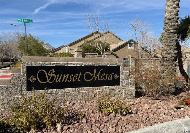 Photo 4 of Townhouse for sale at 509 Painted Cloud Pl, Las Vegas, NV 89144 | MLS# 2799866 | Listing updated on 2026-07-17