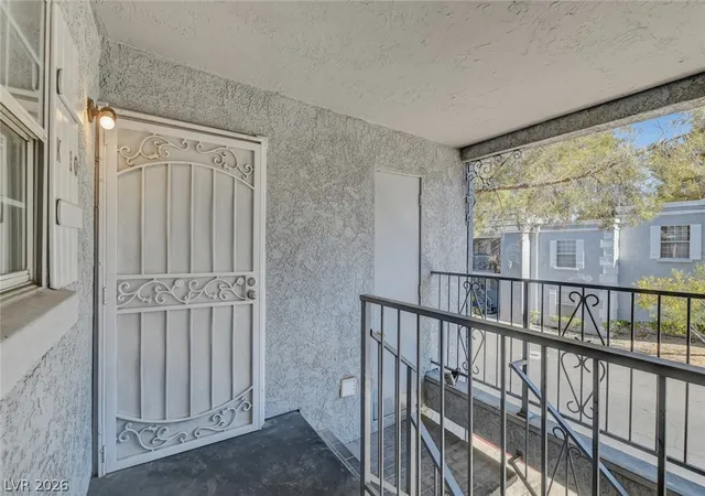 3rd image of 3823 S Maryland Pkwy, Las Vegas, NV 89119