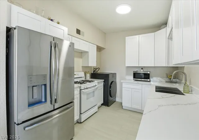 2nd image of 237 Wisteria Ave, Las Vegas, NV 89107 | MLS# 2800110
