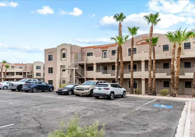 2nd image of 2008 Mesquite Ln #202, Laughlin, NV 89029 | MLS# 2799890