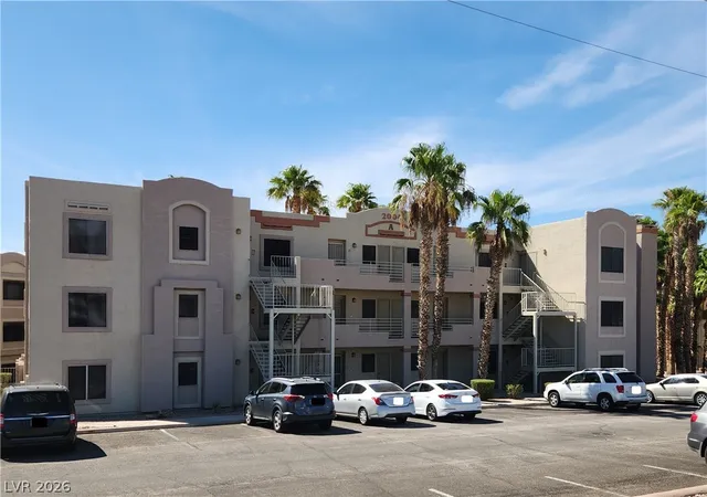 1st image of 2004 Mesquite Ln #203, Laughlin, NV 89029 | MLS# 2800282