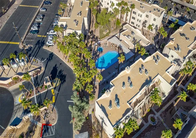 35th image of 2004 Mesquite Ln #203, Laughlin, NV 89029 | MLS# 2800282