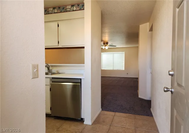 4th image of 2004 Mesquite Ln #203, Laughlin, NV 89029 | MLS# 2800282