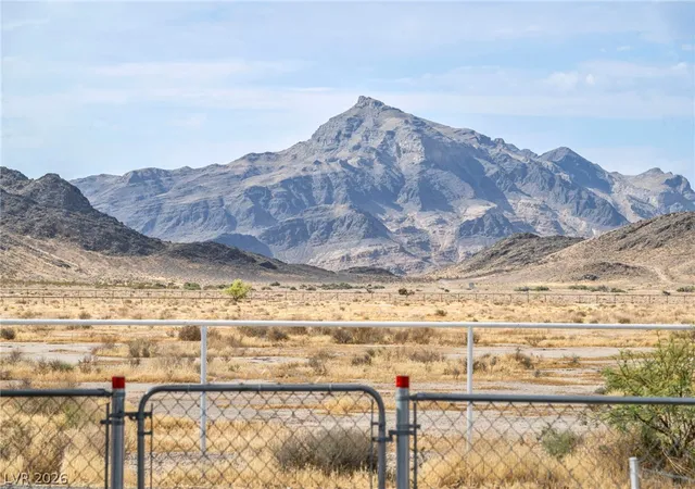 Photo 3 of Manufactured home for sale at 4311 W Betty Ave, Pahrump, NV 89060 | MLS# 2800633 | Listing updated on 2026-10-04