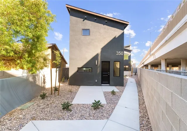 2nd image of 350 N 13th St, Las Vegas, NV 89101 | MLS# 2800728