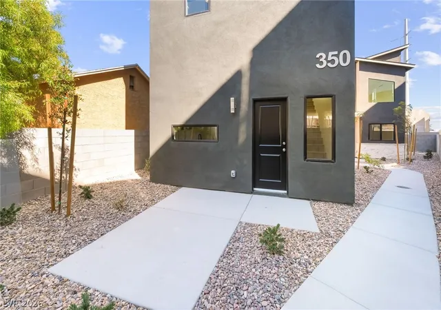 3rd image of 350 N 13Th St, Las Vegas, NV 89101 | MLS# 2800728