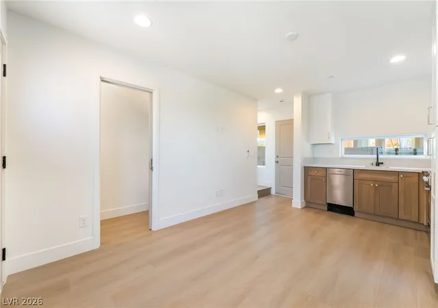 5th image of 350 N 13Th St, Las Vegas, NV 89101 | MLS# 2800728
