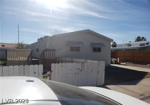 Manufactured home for sale at 5545 Everglade St, Las Vegas, NV 89142 | MLS# 2800055