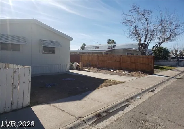 Photo 2 of Manufactured home for sale at 5545 Everglade St, Las Vegas, NV 89142 | MLS# 2800055 | Listing updated on 2026-07-17