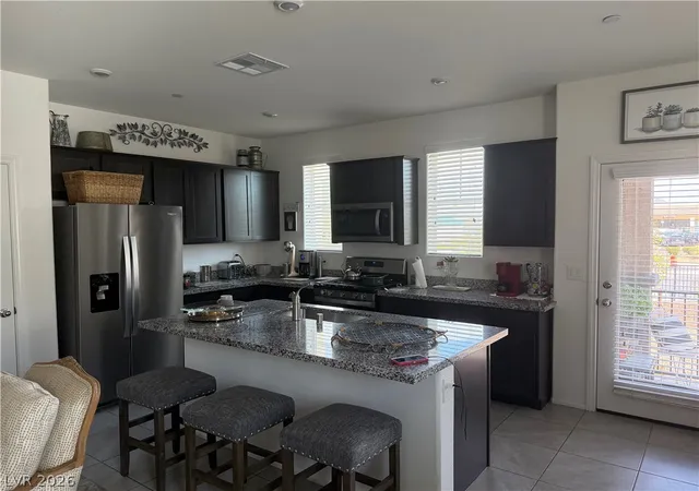 3rd image of 662 Foam Flower Ln, Henderson, NV 89015 | MLS# 2800287
