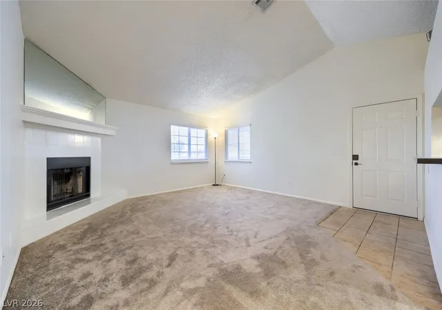 Listing Photo 5 - Condo for sale in building located at 5890 Medallion Dr, Las Vegas, NV 89122 - Unit #203