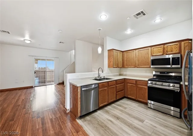 Photo 4 of Townhouse for sale at 5935 Nuevo Leon St #7, North Las Vegas, NV 89031 | MLS# 2801036 | Listing updated on 2026-09-26